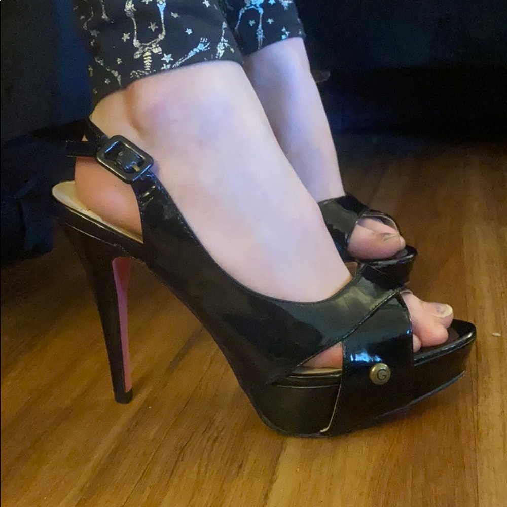 Black guess heels